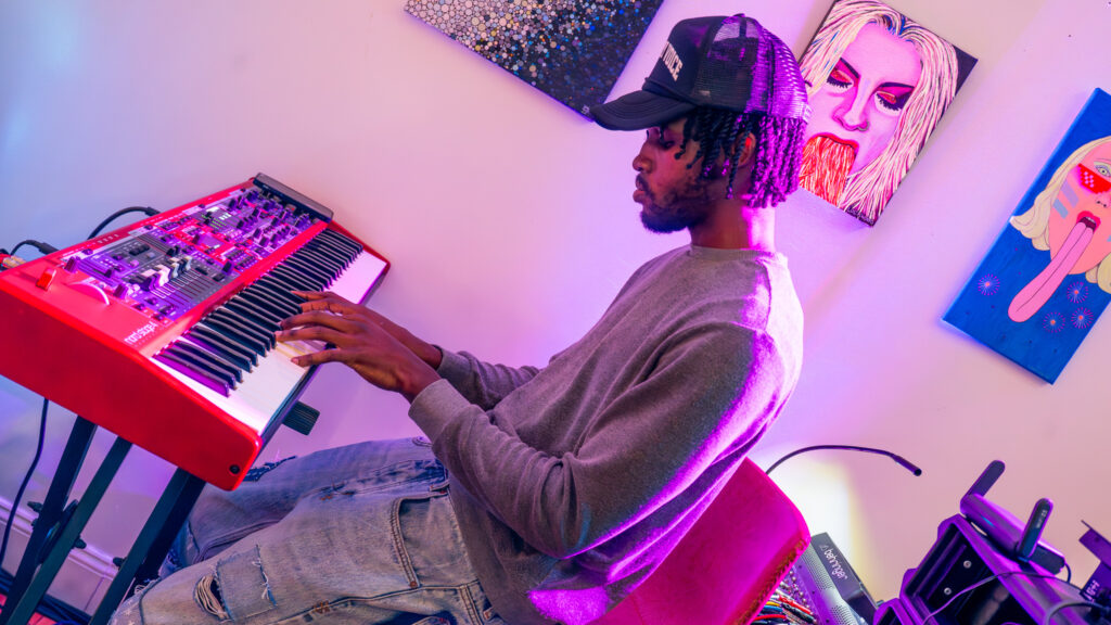 musician at Cannavita